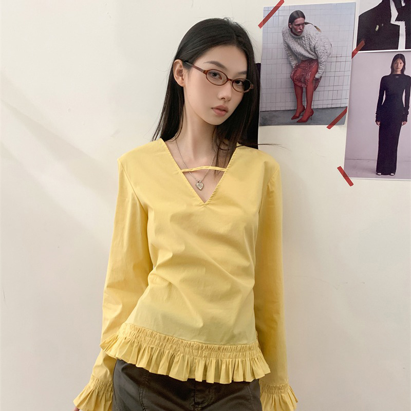 Spicy Girl Style Long Sleeve Top with Ear-Shaped Edges, Slim-Fit Waist-Cinching Casual Shirt for Autumn Vibes