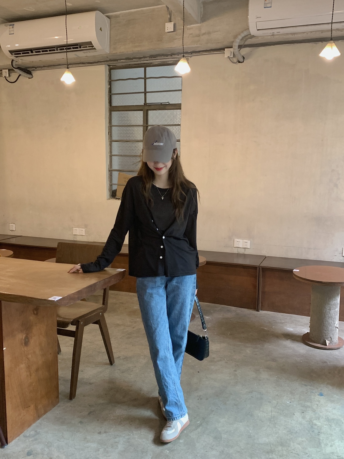 Spot Green Long Sleeve Tee with Sun Protection - Versatile Style, Fashionable Layering for All Occasions Spot Green Long Sleeve Tee with Sun Protection - Versatile Style, Fashionable Layering for All Occasions