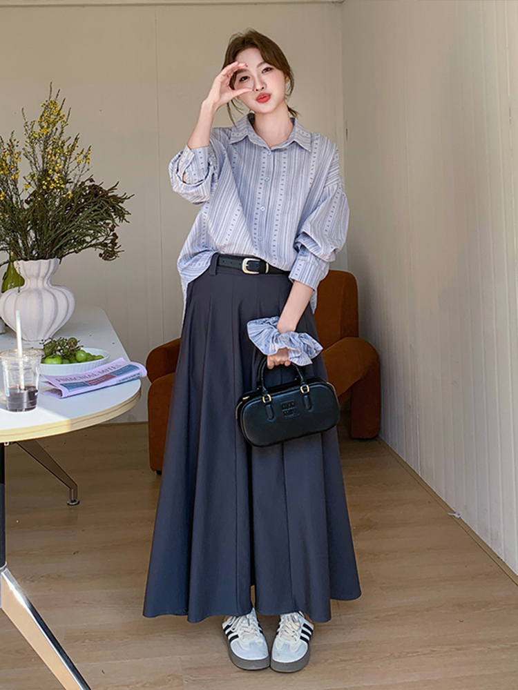 Spring 2025 Striped Shirt and Skirt Two-Piece Set for Women, Elegant Korean Style, High-Quality Fashion Outfit Spring 2025 Striped Shirt and Skirt Two-Piece Set for Women, Elegant Korean Style, High-Quality Fashion Outfit