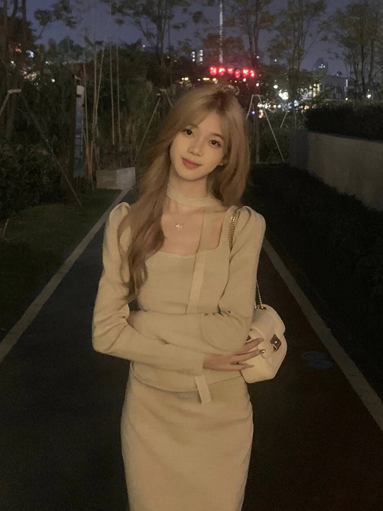 Square-Neck Long Sleeve Dress for Women - French Style, Waist-Cinching, Elegant Mid-Length Layering Dress for Early Spring Square-Neck Long Sleeve Dress for Women - French Style, Waist-Cinching, Elegant Mid-Length Layering Dress for Early Spring