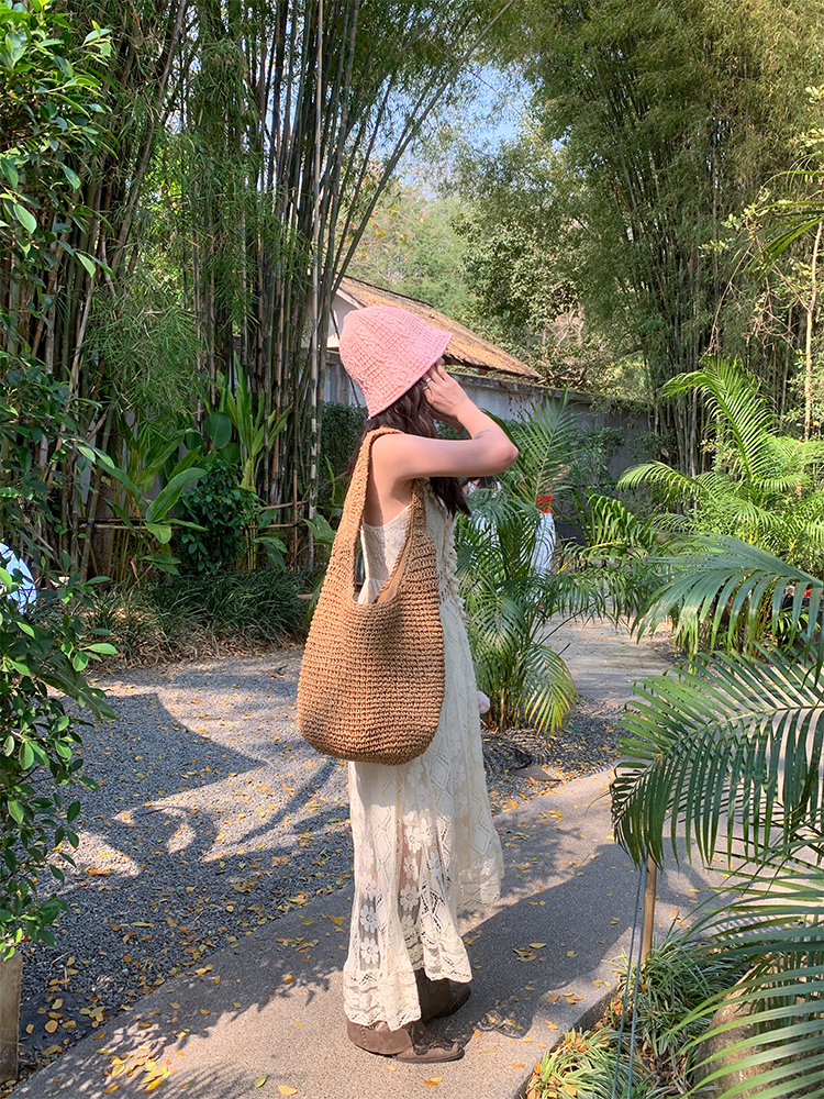 Straw Woven Shoulder Bag for Women - Handmade Summer Casual Tote, Large Capacity, Versatile 2025 Style Straw Woven Shoulder Bag for Women - Handmade Summer Casual Tote, Large Capacity, Versatile 2025 Style