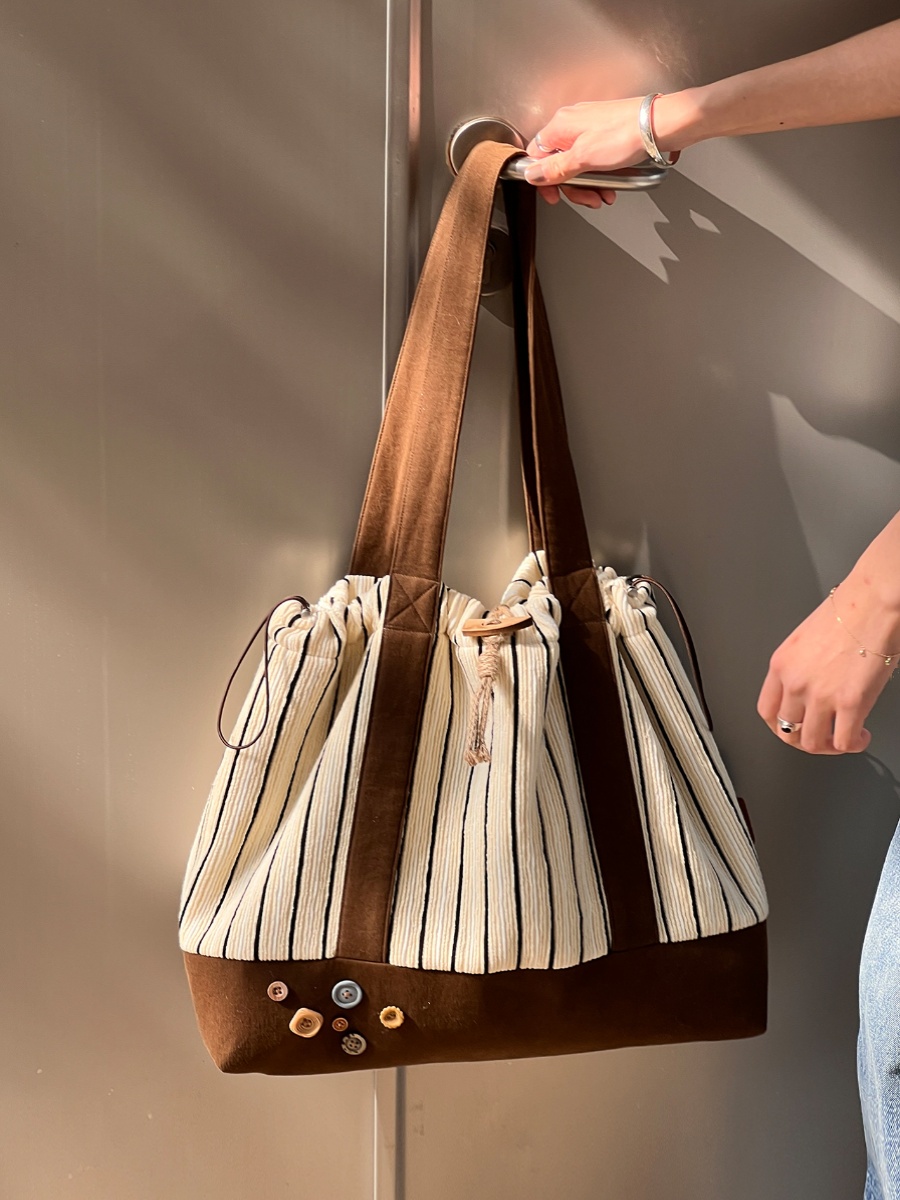 Striped Knitted Large Capacity Tote Bag for Commuting - Southern France Wheat Wave Design - Stylish Shoulder Bag Striped Knitted Large Capacity Tote Bag for Commuting - Southern France Wheat Wave Design - Stylish Shoulder Bag