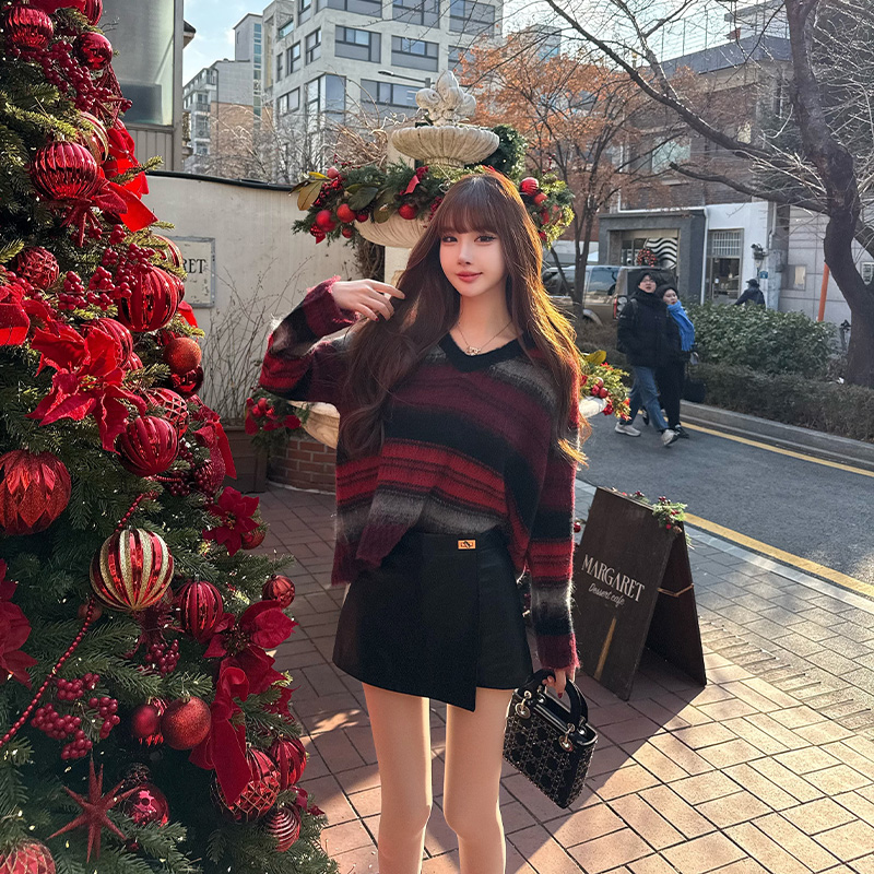 Striped Long Sleeve Knitted Sweater for Women - V-Neck Spring Autumn Top, Stylish Outerwear, Perfect for New Year and Casual Wear