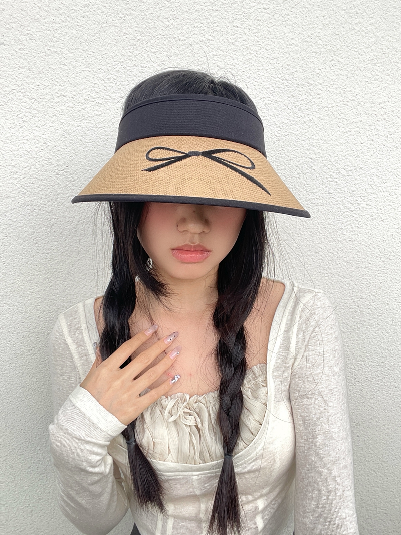 Stylish Black Straw Sun Hat with Bow Design and UV Protection, Open Top Face Shading for Summer, Beach, and Outdoor Activities