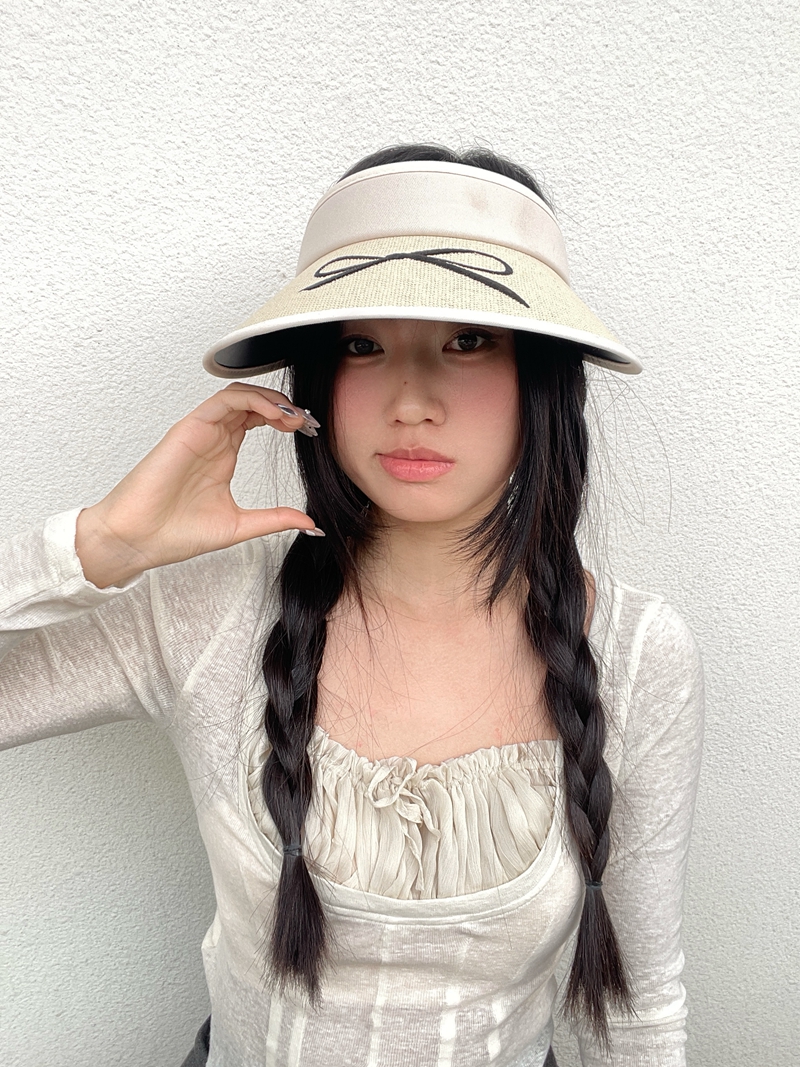 Stylish Black Straw Sun Hat with Bow Design and UV Protection, Open Top Face Shading for Summer, Beach, and Outdoor Activities