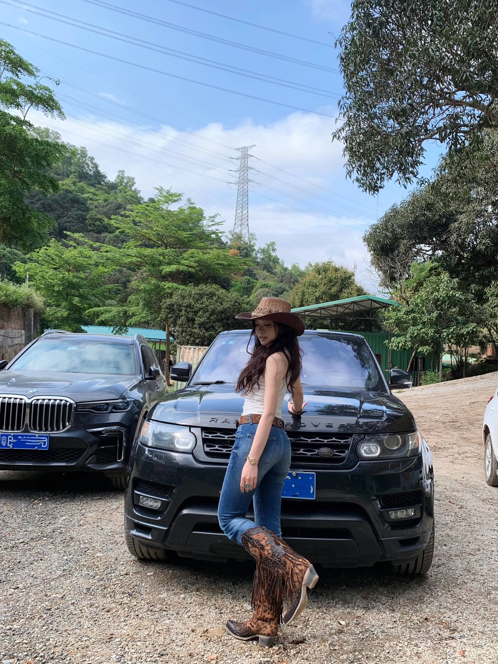 Stylish Cowgirl Tank Top for Girls - Trendy Western Fashion Inspired by Y2K and Country Chic Style Stylish Cowgirl Tank Top for Girls - Trendy Western Fashion Inspired by Y2K and Country Chic Style