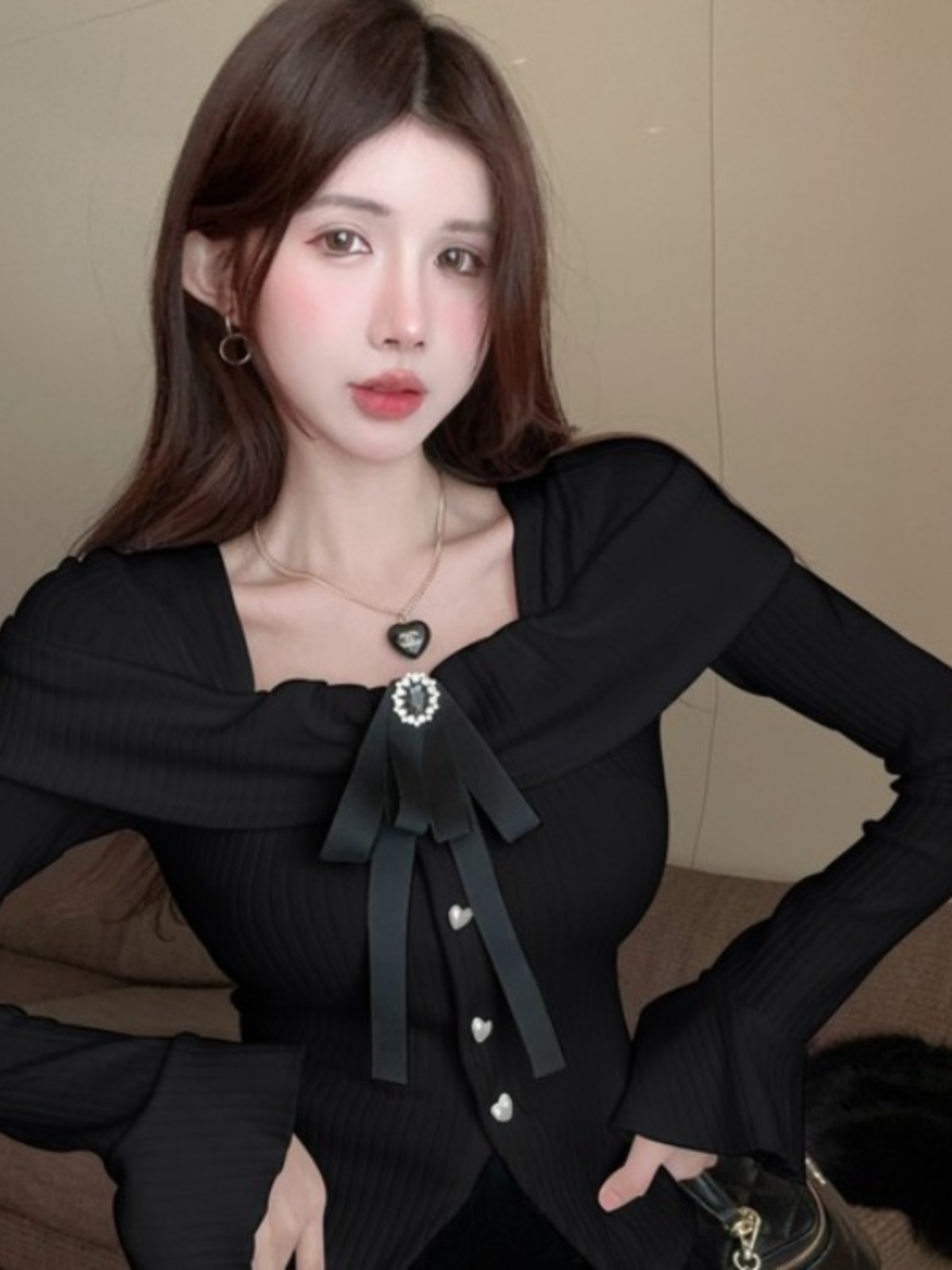 Stylish French Bow Tie Long Sleeve Knitted Top for Women - Unique Slim Fit Blouse for Autumn and Winter Fashion Stylish French Bow Tie Long Sleeve Knitted Top for Women - Unique Slim Fit Blouse for Autumn and Winter Fashion