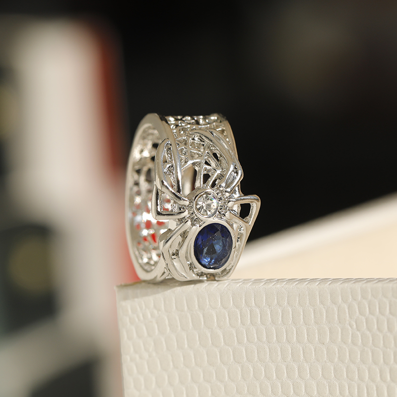 Stylish Spider Ring for Couples - Creative European and American Design, Perfect for Daily Wear Stylish Spider Ring for Couples - Creative European and American Design, Perfect for Daily Wear