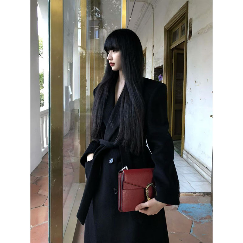 Stylish Women's Long Woolen Coat - French Black Winter Outerwear with Tall Waist Design for Chic, Timeless Elegance