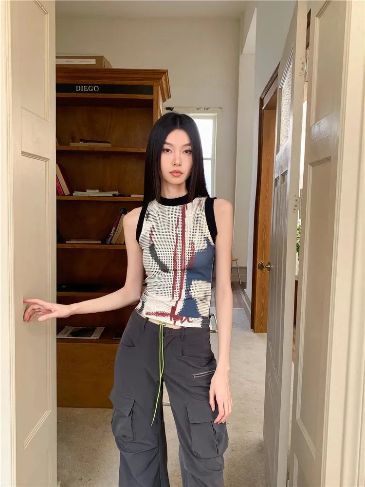 Stylish Work Outfits, Outfit Summer Ideas Abstract Printed Tank Top