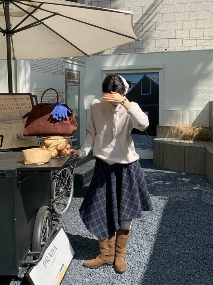 Stylish Work Outfits, Outfit Summer Ideas Asymmetric Plaid Midi Skirt