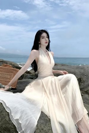 Stylish Work Outfits, Outfit Summer Ideas Backless Halter Neck Maxi Dress