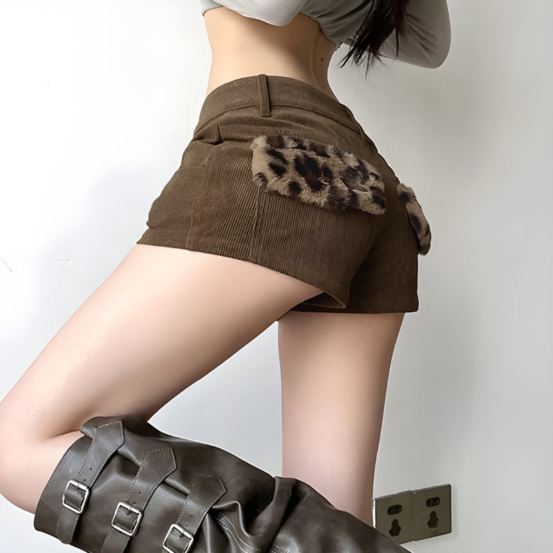 Stylish Work Outfits, Outfit Summer Ideas Baddie Leopard Corduroy Shorts