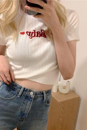 Stylish Work Outfits, Outfit Summer Ideas Barbie Embroidered Crop Top