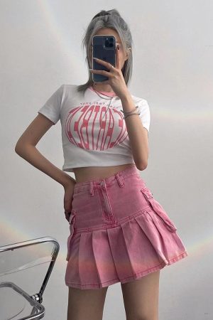 Stylish Work Outfits, Outfit Summer Ideas Barbie Pleated Cargo Mini Skirt