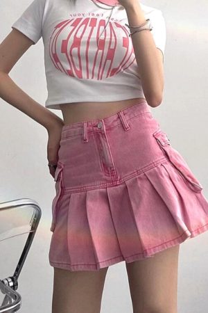 Stylish Work Outfits, Outfit Summer Ideas Barbie Pleated Cargo Mini Skirt