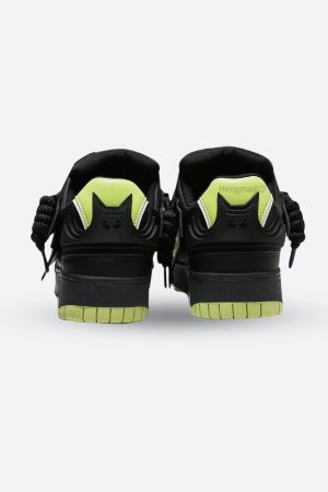 Stylish Work Outfits, Outfit Summer Ideas Bat Patch Sneakers