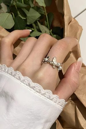 Stylish Work Outfits, Outfit Summer Ideas Beaded Floral Ring