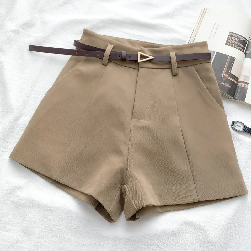 Stylish Work Outfits, Outfit Summer Ideas Belted High Waisted Shorts Stylish Work Outfits, Outfit Summer Ideas Belted High Waisted Shorts