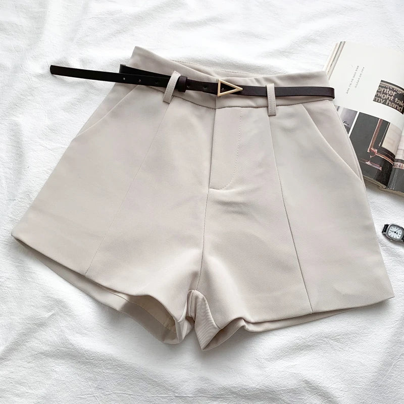 Stylish Work Outfits, Outfit Summer Ideas Belted High Waisted Shorts Stylish Work Outfits, Outfit Summer Ideas Belted High Waisted Shorts