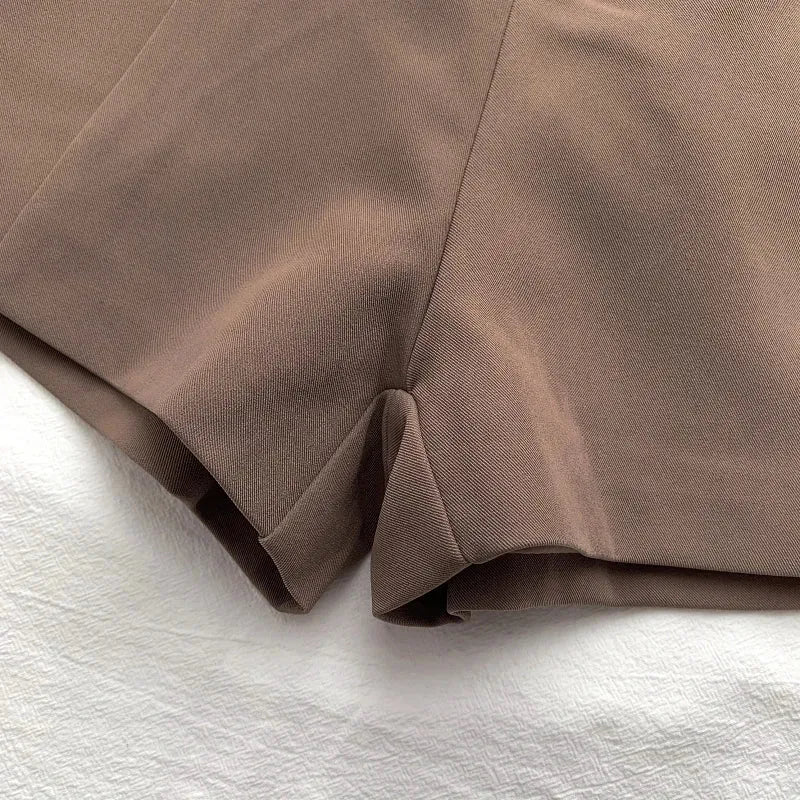Stylish Work Outfits, Outfit Summer Ideas Belted High Waisted Shorts Stylish Work Outfits, Outfit Summer Ideas Belted High Waisted Shorts