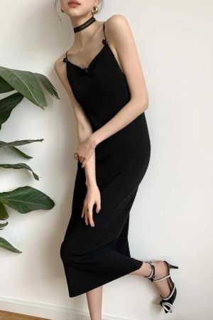 Stylish Work Outfits, Outfit Summer Ideas Black Butterfly Back Midi Dress
