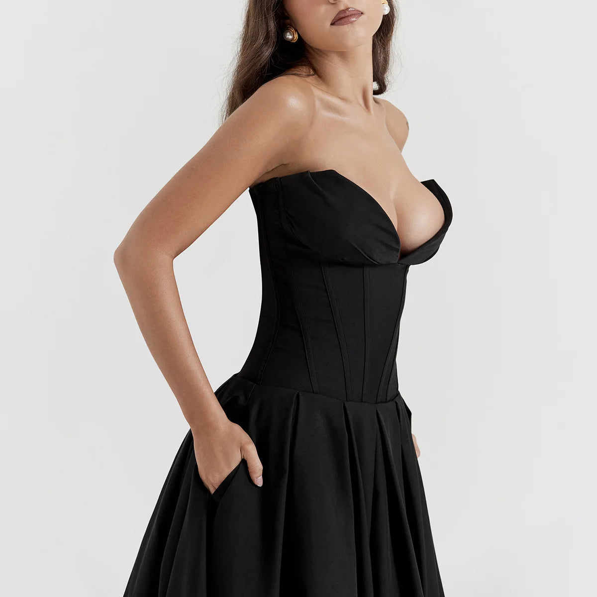 Stylish Work Outfits, Outfit Summer Ideas Black Plunge Corset Midi Dress Stylish Work Outfits, Outfit Summer Ideas Black Plunge Corset Midi Dress