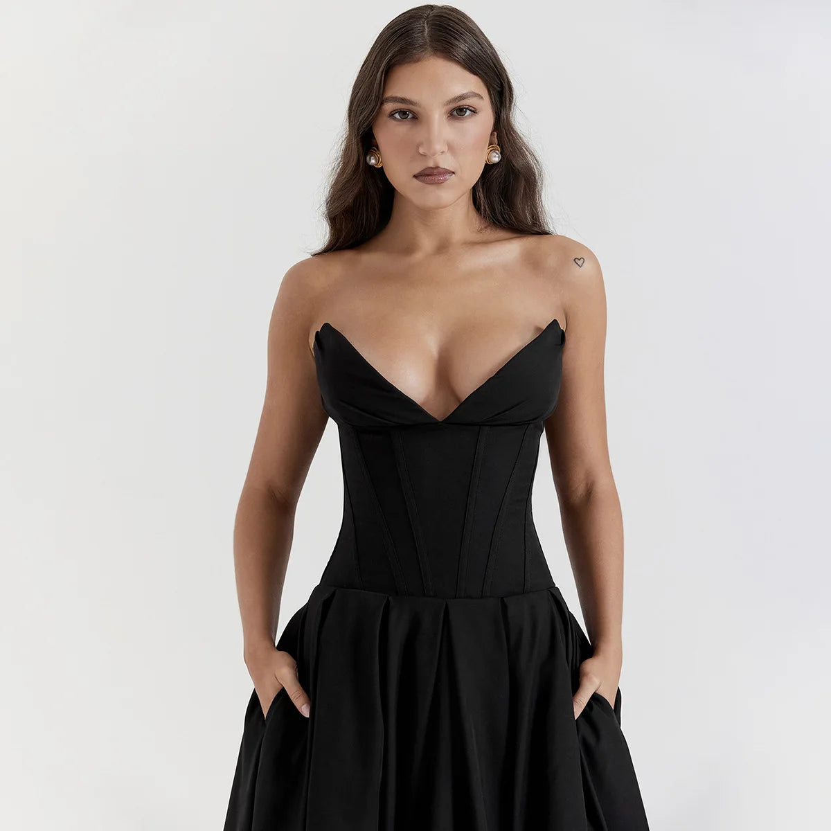 Stylish Work Outfits, Outfit Summer Ideas Black Plunge Corset Midi Dress Stylish Work Outfits, Outfit Summer Ideas Black Plunge Corset Midi Dress
