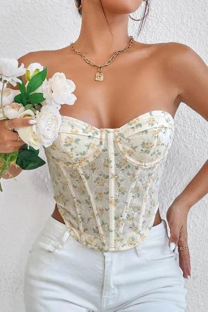 Stylish Work Outfits, Outfit Summer Ideas Blue Corset Top