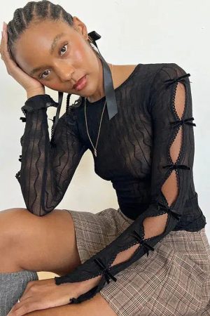 Stylish Work Outfits, Outfit Summer Ideas Bow Sleeve Sheer Top