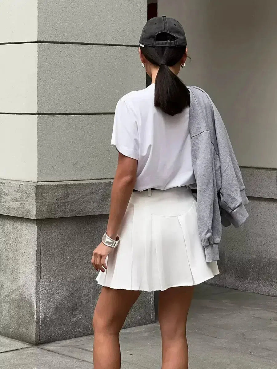 Stylish Work Outfits, Outfit Summer Ideas Casualcore Pleated Mini Skirt