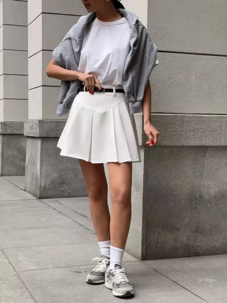 Stylish Work Outfits, Outfit Summer Ideas Casualcore Pleated Mini Skirt Stylish Work Outfits, Outfit Summer Ideas Casualcore Pleated Mini Skirt