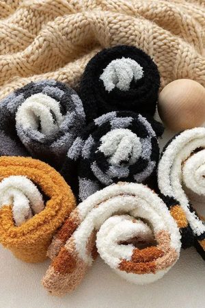 Stylish Work Outfits, Outfit Summer Ideas Cat Paw Plush Socks