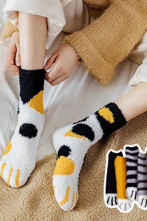 Stylish Work Outfits, Outfit Summer Ideas Cat Paw Plush Socks