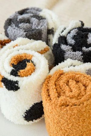 Stylish Work Outfits, Outfit Summer Ideas Cat Paw Plush Socks