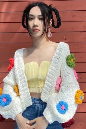 Stylish Work Outfits, Outfit Summer Ideas Chunky Colorful Floral Cardigan