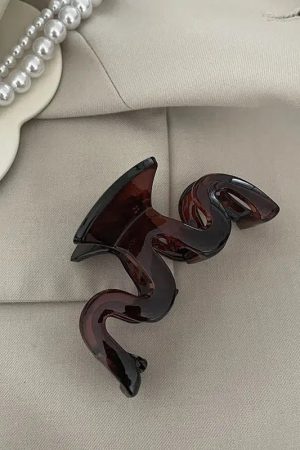 Stylish Work Outfits, Outfit Summer Ideas Coffee Hair Claws