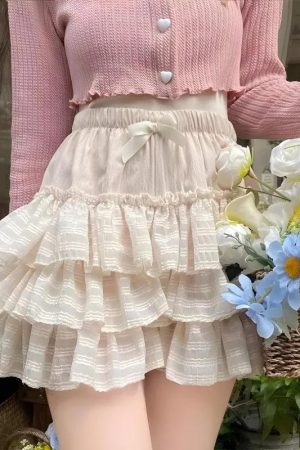 Stylish Work Outfits, Outfit Summer Ideas Coquette Ruffle Mini Skirt