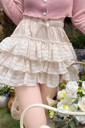 Stylish Work Outfits, Outfit Summer Ideas Coquette Ruffle Mini Skirt