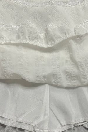 Stylish Work Outfits, Outfit Summer Ideas Coquette Ruffled Lace Mini Skirt