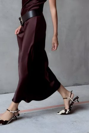 Stylish Work Outfits, Outfit Summer Ideas Cow Print Pointed-Toe Kitten Heel