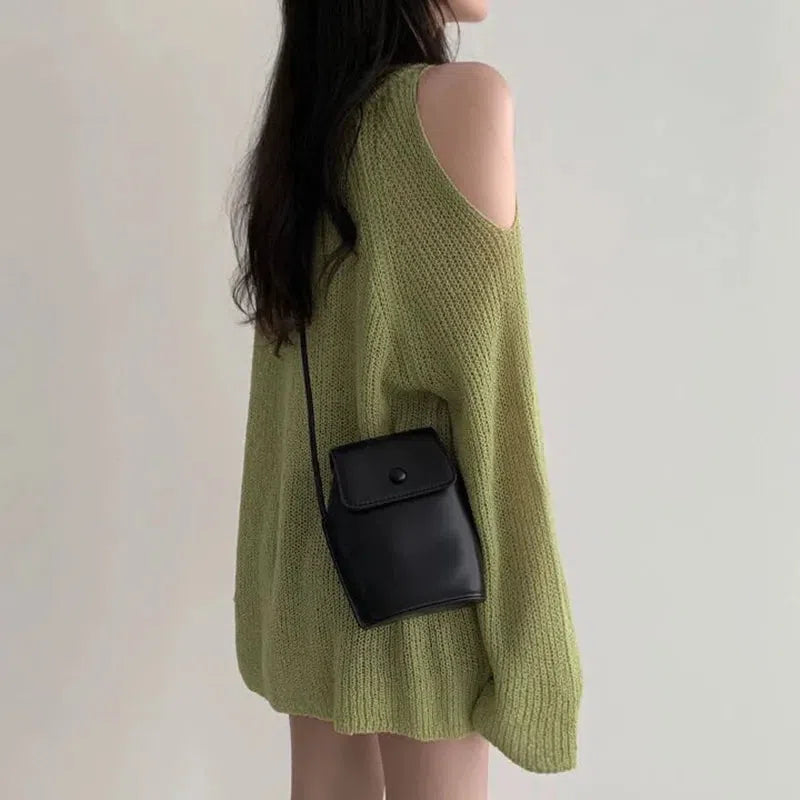 Stylish Work Outfits, Outfit Summer Ideas Cut-Out Shoulder Loose Knit Sweater Stylish Work Outfits, Outfit Summer Ideas Cut-Out Shoulder Loose Knit Sweater