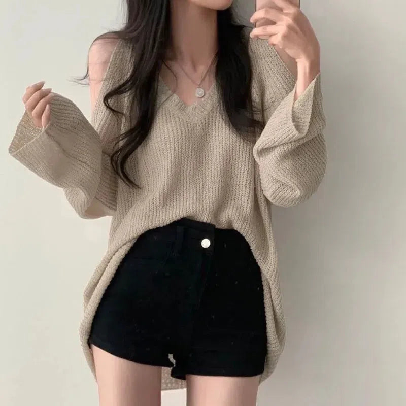 Stylish Work Outfits, Outfit Summer Ideas Cut-Out Shoulder Loose Knit Sweater Stylish Work Outfits, Outfit Summer Ideas Cut-Out Shoulder Loose Knit Sweater