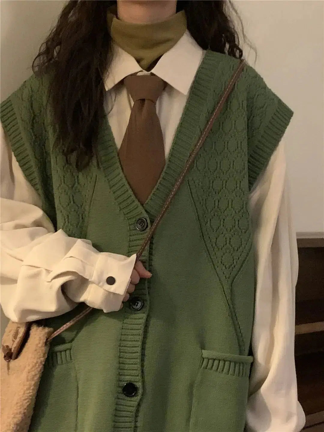 Stylish Work Outfits, Outfit Summer Ideas Dark Academia Deep V-Neck Sleeveless Cardigan