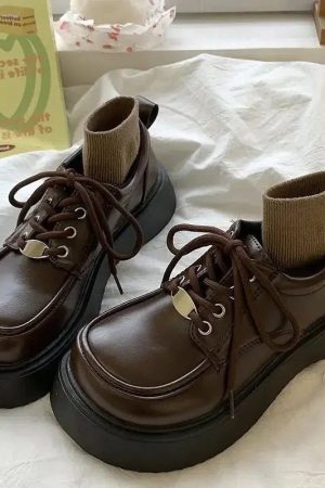 Stylish Work Outfits, Outfit Summer Ideas Dark Academia Lace Up Mary Jane Shoes