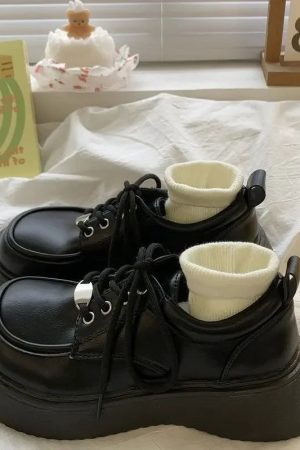 Stylish Work Outfits, Outfit Summer Ideas Dark Academia Lace Up Mary Jane Shoes