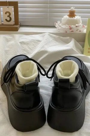 Stylish Work Outfits, Outfit Summer Ideas Dark Academia Lace Up Mary Jane Shoes