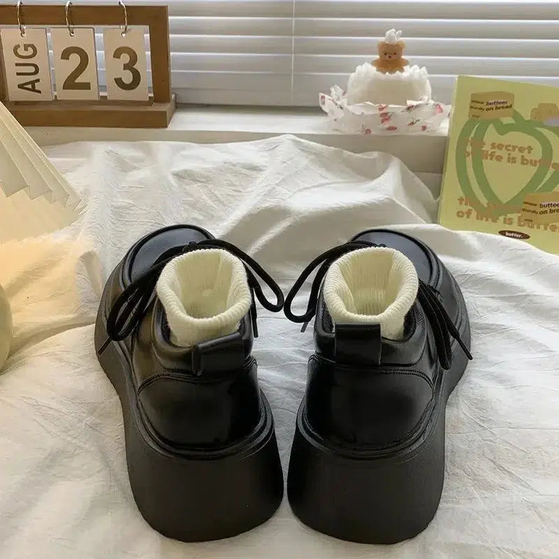 Stylish Work Outfits, Outfit Summer Ideas Dark Academia Lace Up Mary Jane Shoes Stylish Work Outfits, Outfit Summer Ideas Dark Academia Lace Up Mary Jane Shoes