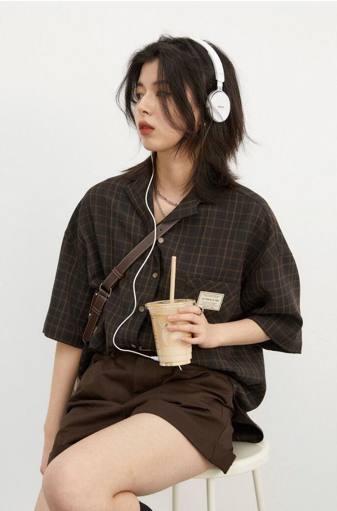 Stylish Work Outfits, Outfit Summer Ideas Dark Academia V-Neck Plaid Shirt Stylish Work Outfits, Outfit Summer Ideas Dark Academia V-Neck Plaid Shirt