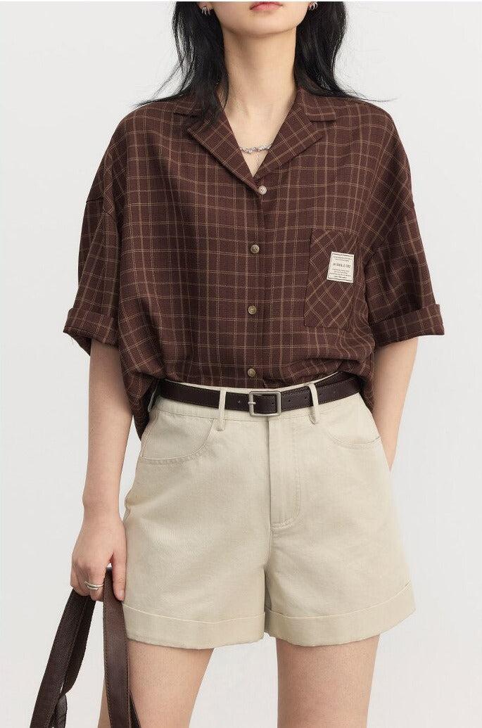 Stylish Work Outfits, Outfit Summer Ideas Dark Academia V-Neck Plaid Shirt Stylish Work Outfits, Outfit Summer Ideas Dark Academia V-Neck Plaid Shirt